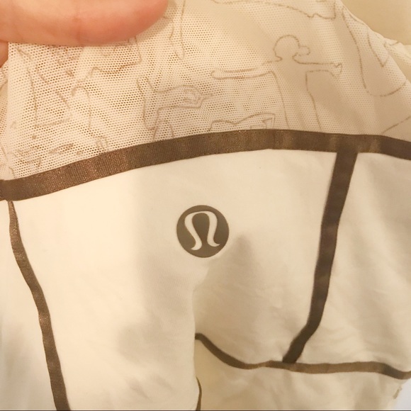Lululemon mesh tank top size 4 - Picture 6 of 7